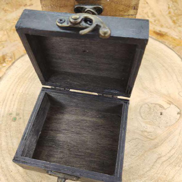 Scatolina in Legno Marrone Scuro – Scrigno Elegante per Bomboniere, Gioielli e Porta Fedi